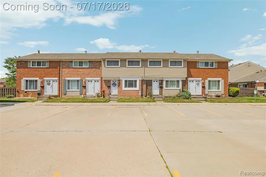 8136 Busko, Warren, MI 48093 - #3