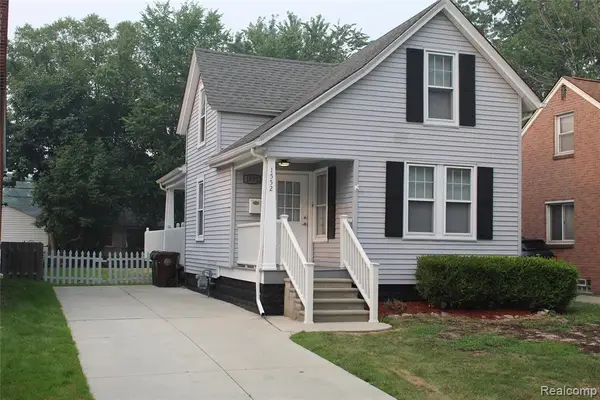 1552 Brys, Grosse Pointe, MI 48236