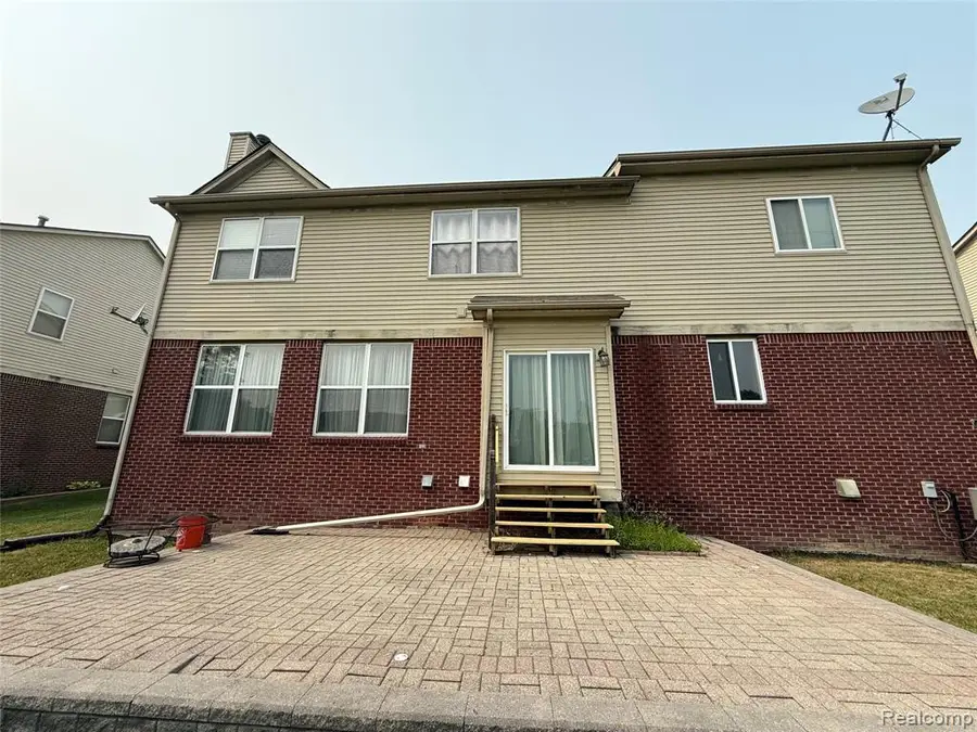 15584 Timbers Edge, Clinton Township, MI 48035 - #3