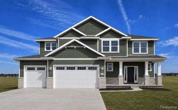 584 Round Rock, Howell, MI 48843