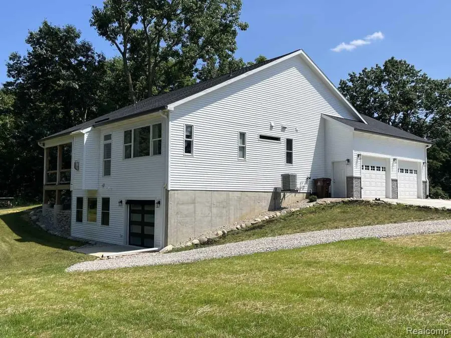 3384 W Howell, Mason, MI 48854 - #3