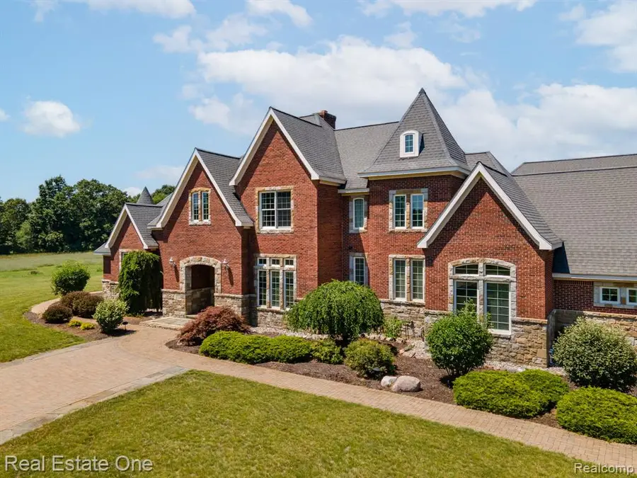 740 Greystone, Chelsea, MI 48118 - #3