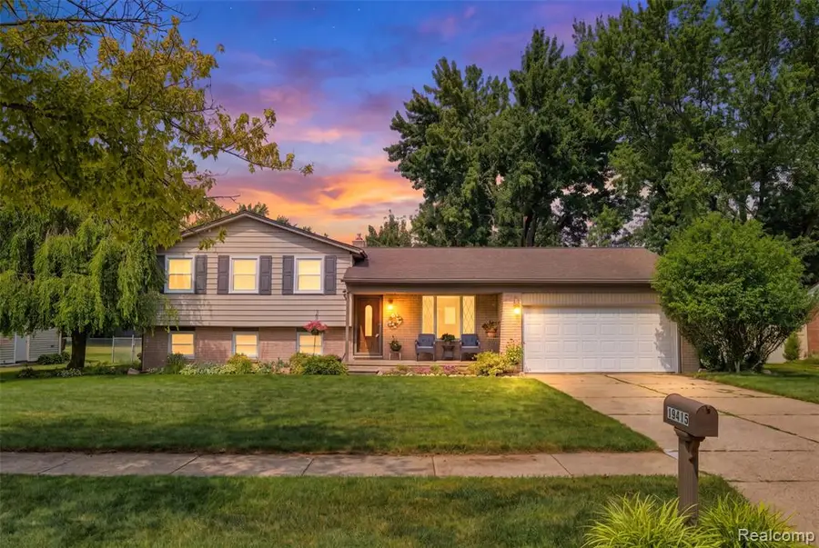 19415 Bainbridge, Livonia, MI 48152 - #3