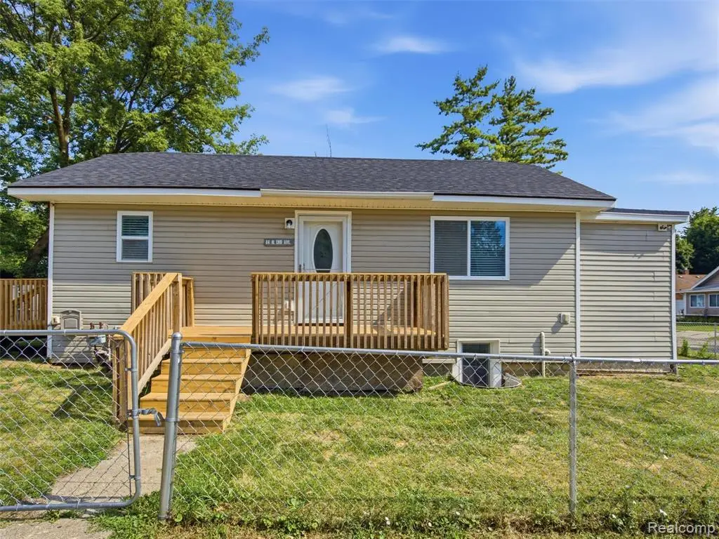 84 W End, Waterford, MI 48328 - #1
