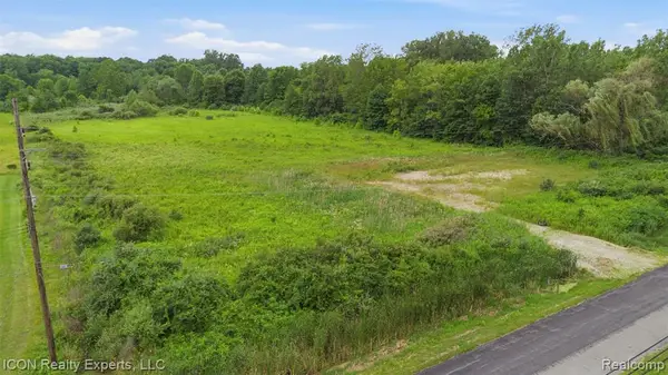 12340 Wahrman, Romulus, MI 48174