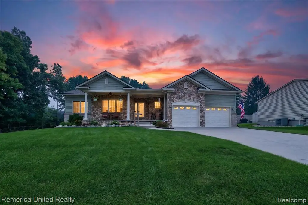 6169 Bay, Waterford, MI 48327 - #1