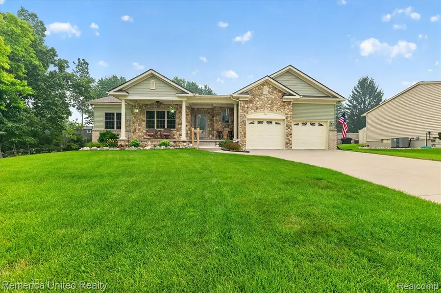 6169 Bay, Waterford, MI 48327 - #3