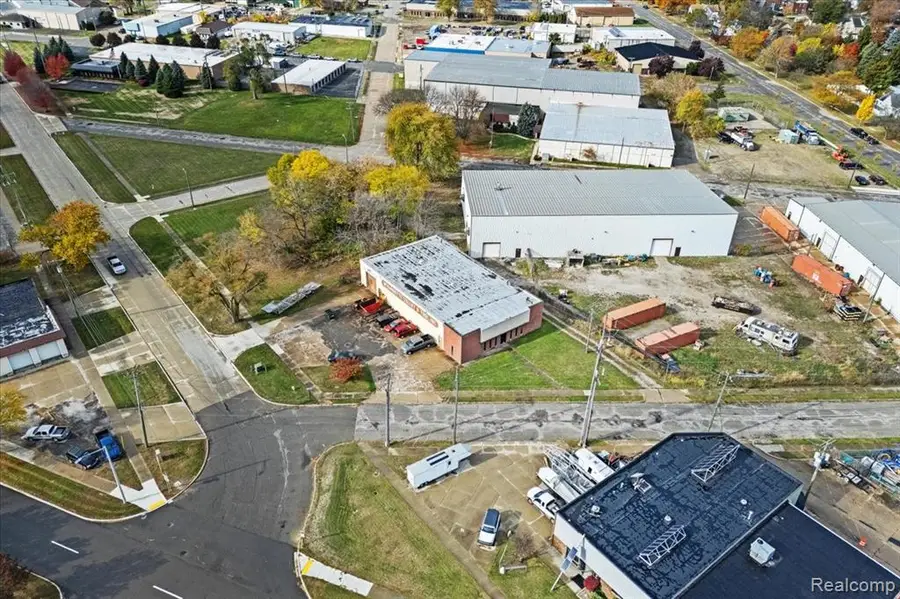 522 Central, Wyandotte, MI 48192 - #2