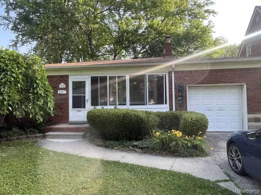 21607 Madison, Saint Clair Shores, MI 48081 - #2