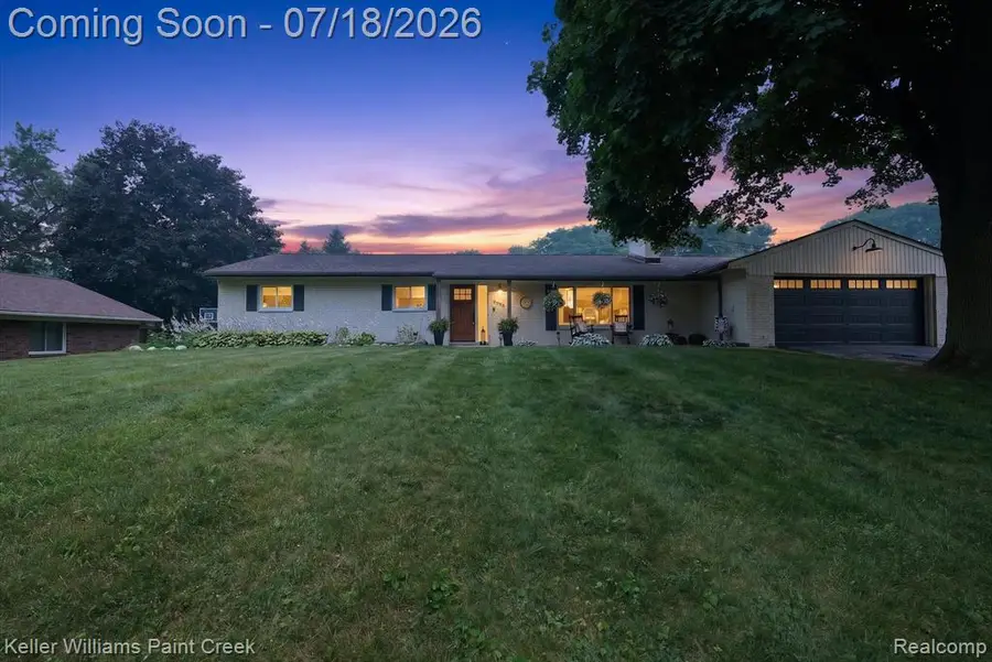 2935 Saint Jude, Waterford, MI 48329 - #3