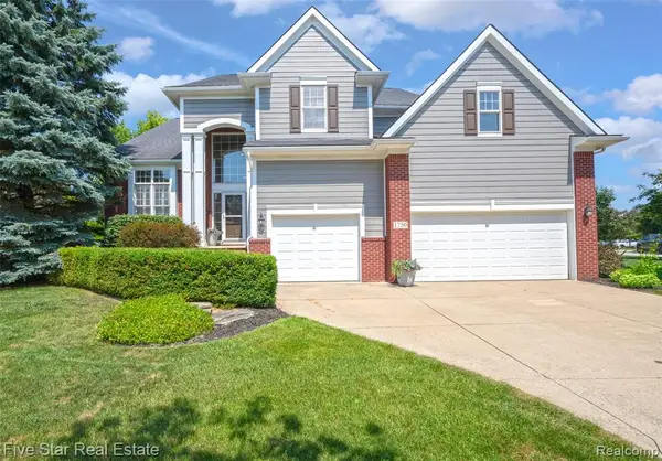 1750 Cheshire, Commerce Twp, MI 48382
