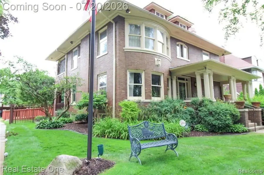 90 Edison, Detroit, MI 48202 - #2