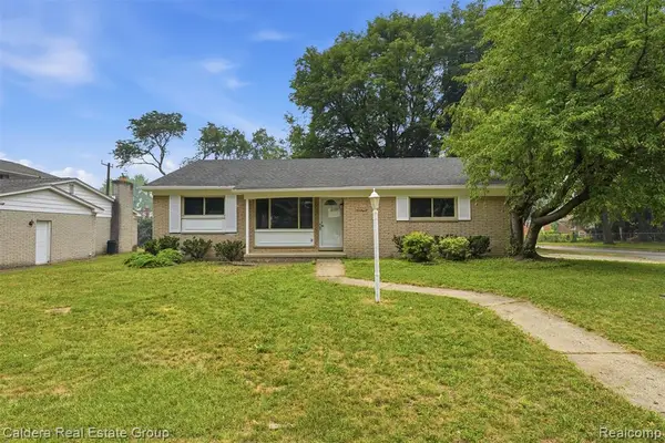 20291 Lacrosse, Southfield, MI 48076