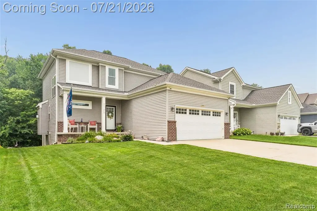 2105 Middle Ridge, Holly, MI 48442 - #1