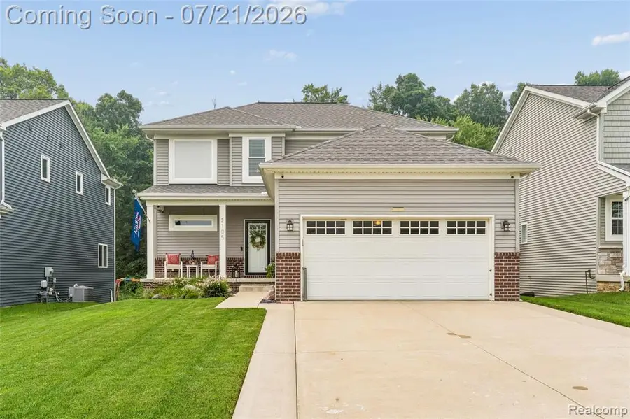 2105 Middle Ridge, Holly, MI 48442 - #3