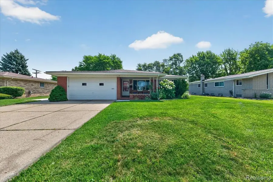 34452 Esper, Sterling Heights, MI 48312 - #2