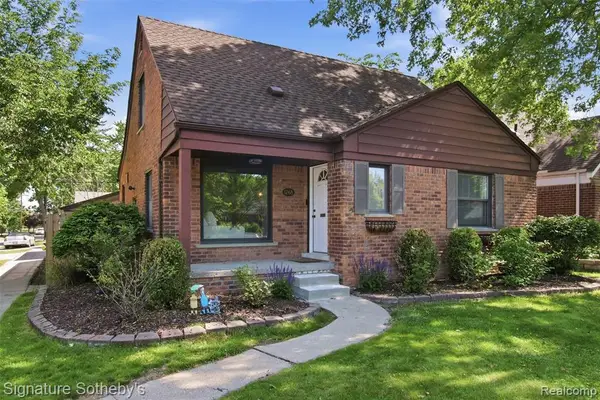 1268 Brys, Grosse Pointe, MI 48236