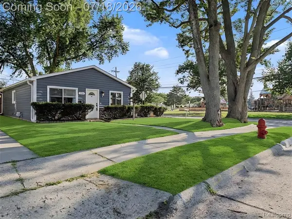 1108 E Goulson, Hazel Park, MI 48030