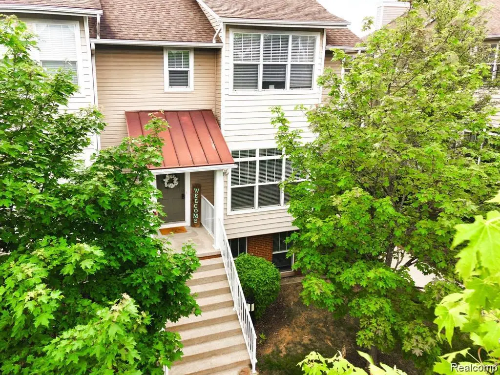 45630 Altz, Utica, MI 48315 - #1
