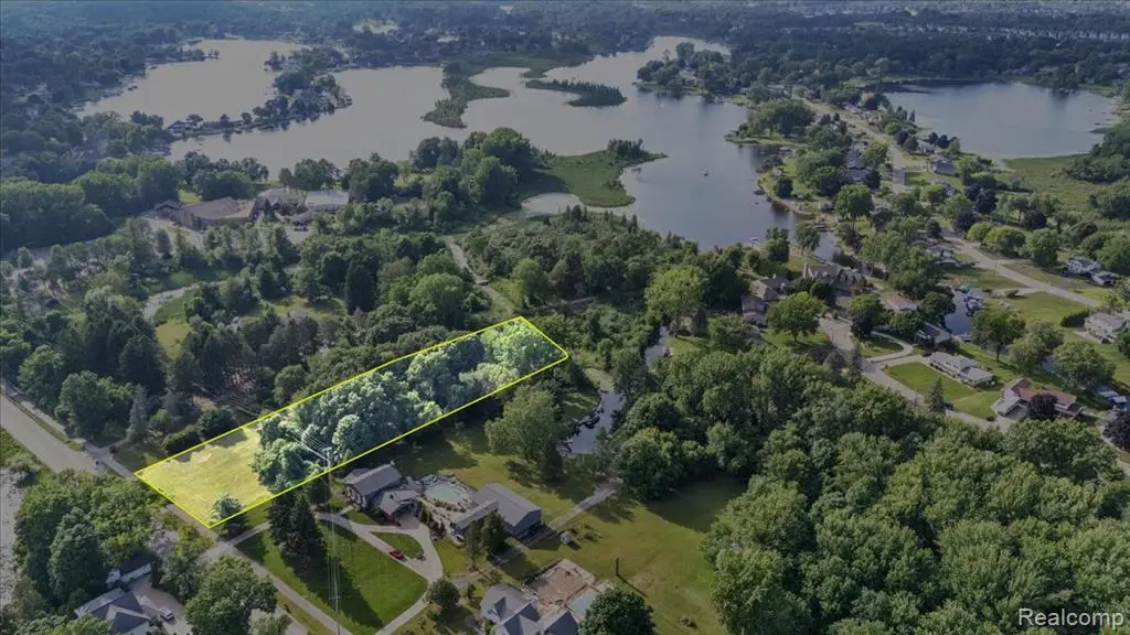 00000 Drahner, Oxford, MI 48371 - #1