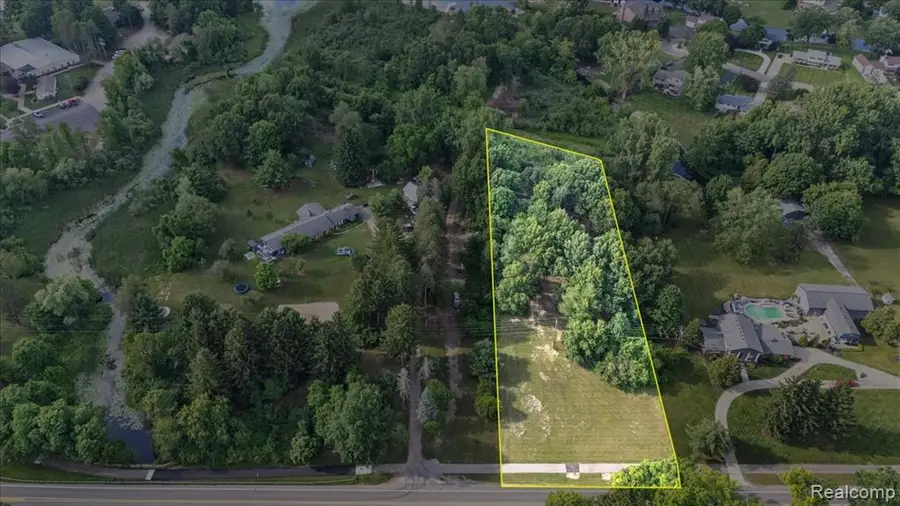 00000 Drahner, Oxford, MI 48371 - #2