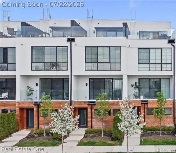 533 E Harrison #38, Royal Oak, MI 48067 - #1