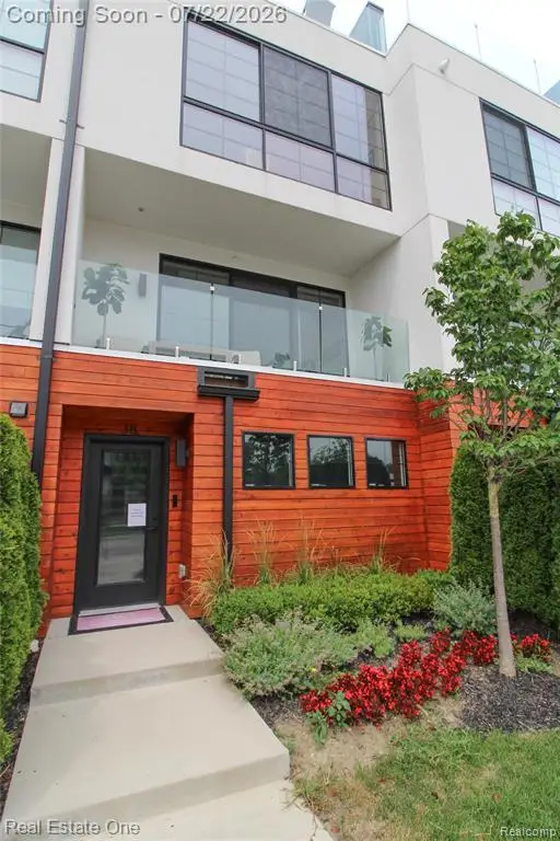 533 E Harrison #38, Royal Oak, MI 48067 - #2