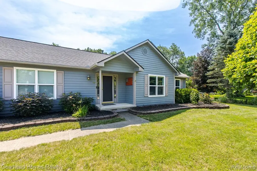 4710 Desert Bridge, Highland, MI 48356 - #2