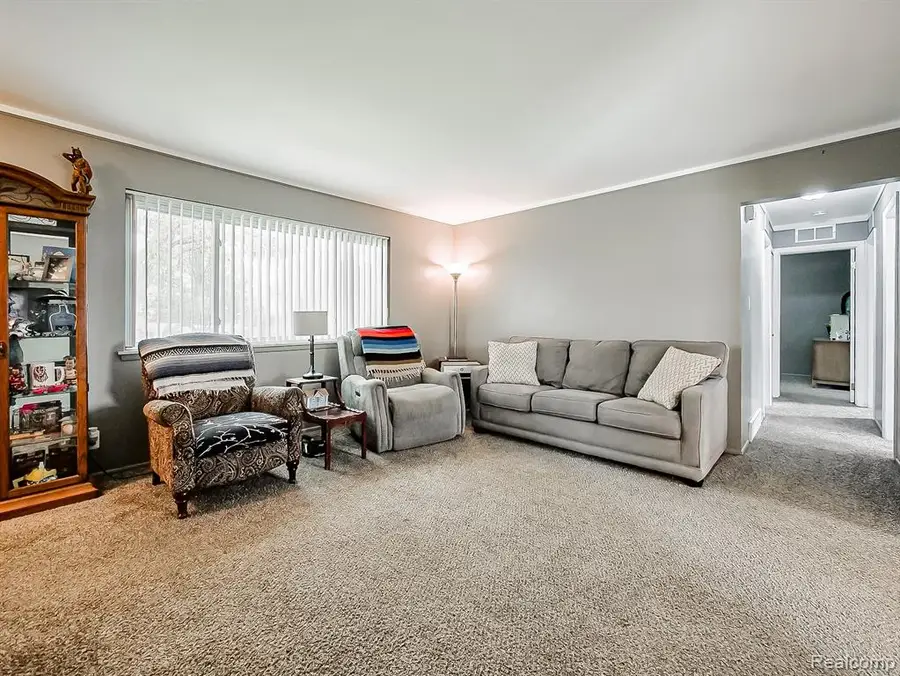 35725 Griswald, Clinton Township, MI 48035 - #2