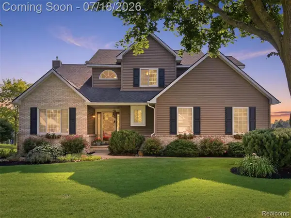 313 Moonlite, Clawson, MI 48348