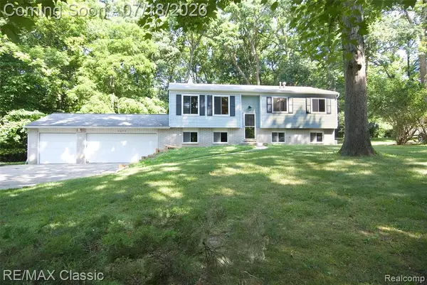 2656 Kathleen, Brighton, MI 48114