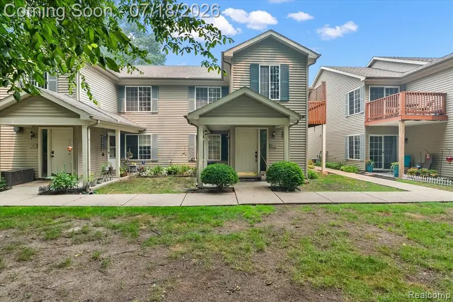 861 Saybrook, Waterford, MI 48327 - #2