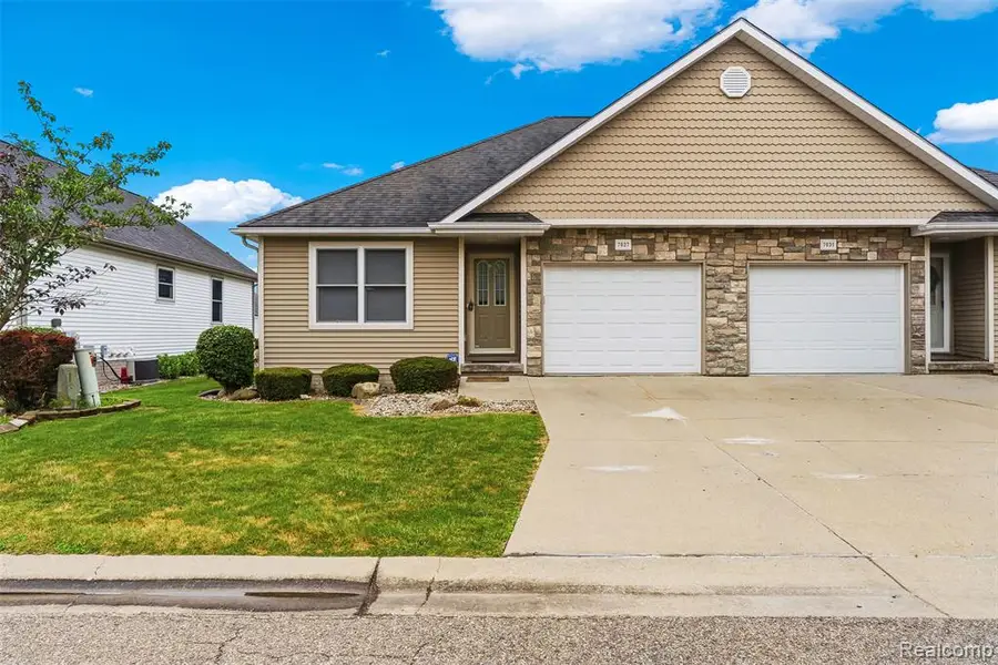 7027 Stratford, Flushing, MI 48433 - #3