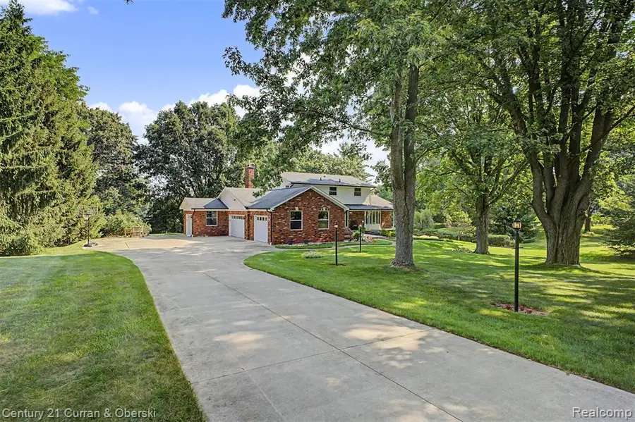 8661 N Dutchess, Romeo, MI 48065 - #3
