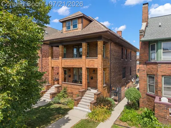 443 E Ferry, Detroit, MI 48202