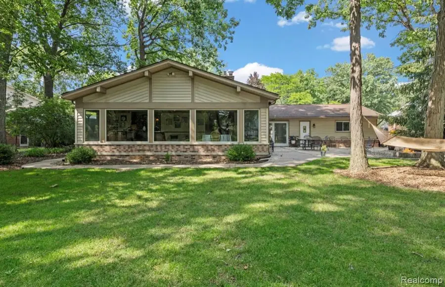 8369 Burning Bush, Grosse Ile, MI 48138 - #3
