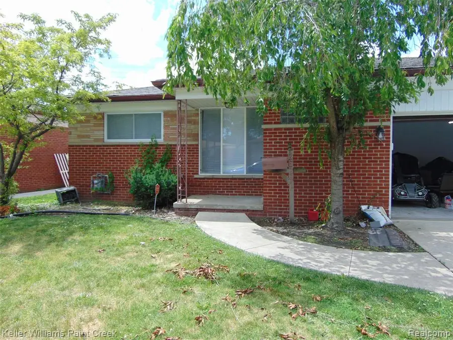 26241 Newport, Warren, MI 48089 - #2