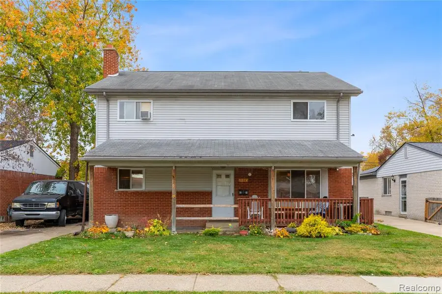 9274 Chamberlain, Romulus, MI 48174 - #2
