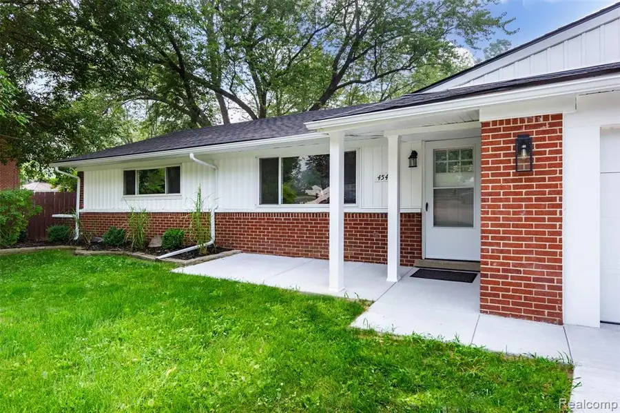 45471 Abington, Macomb, MI 48042 - #3