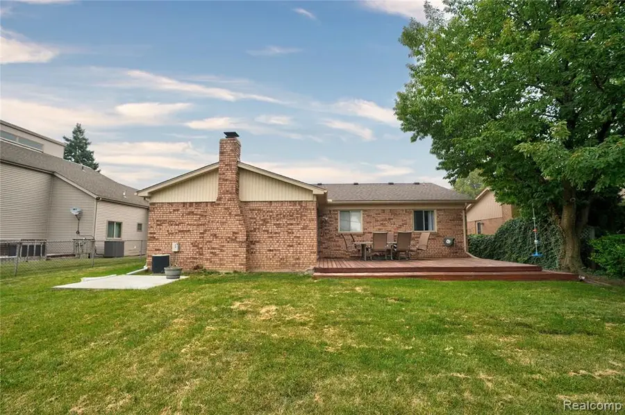 36765 Melbourne, Sterling Heights, MI 48312 - #2