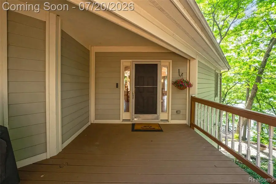 8516 Thendara, Clarkston, MI 48348 - #3