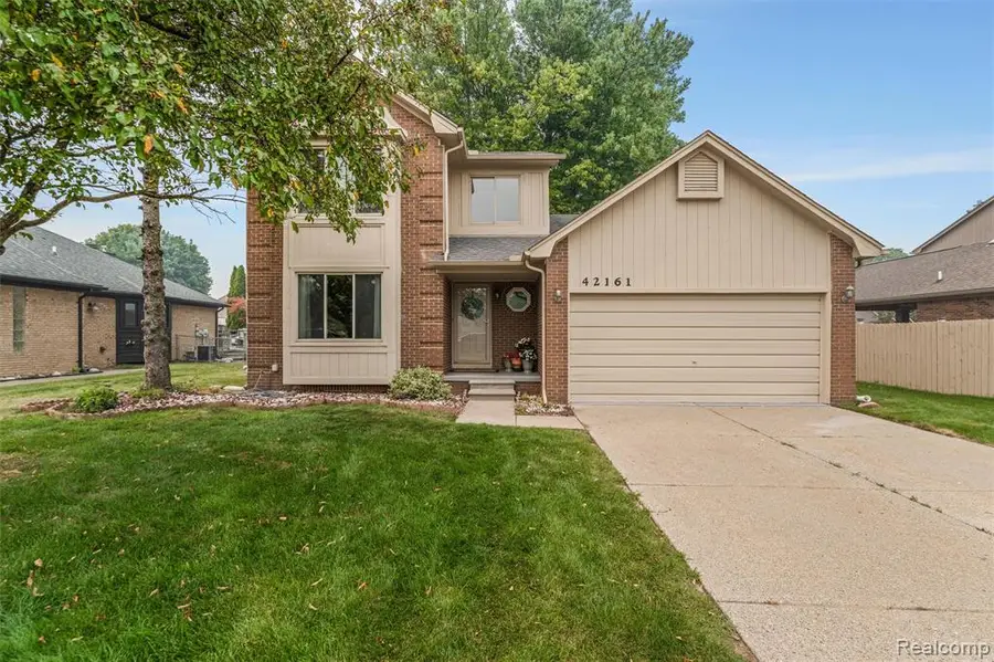 42161 Schoenherr, Sterling Heights, MI 48313 - #2