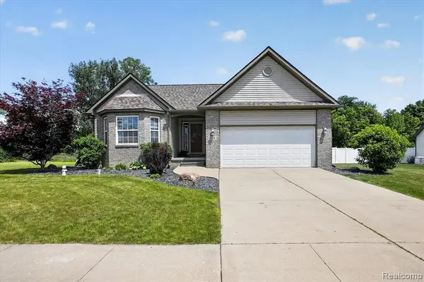 319 Pauline Pass, Linden, MI 48451