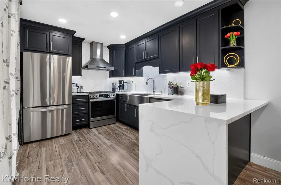 2708 Roundtree, Troy, MI 48083 - #3