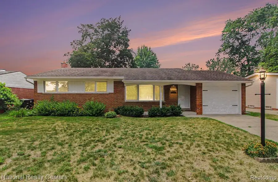 35977 Dover, Livonia, MI 48150 - #2