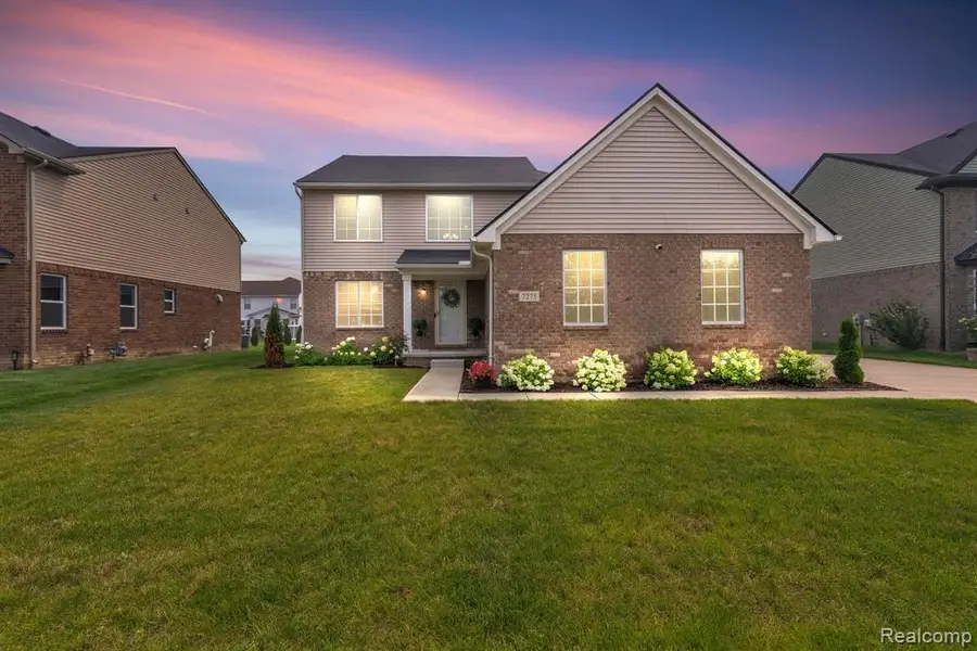 7275 Castell, Belleville, MI 48111 - #2