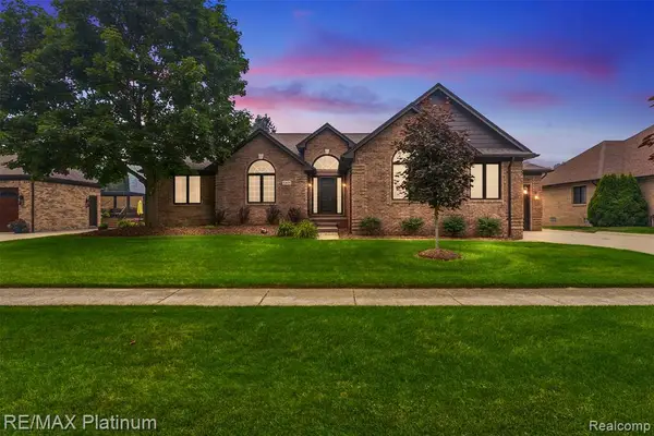 52655 Chestnut Grove, Utica, MI 48316