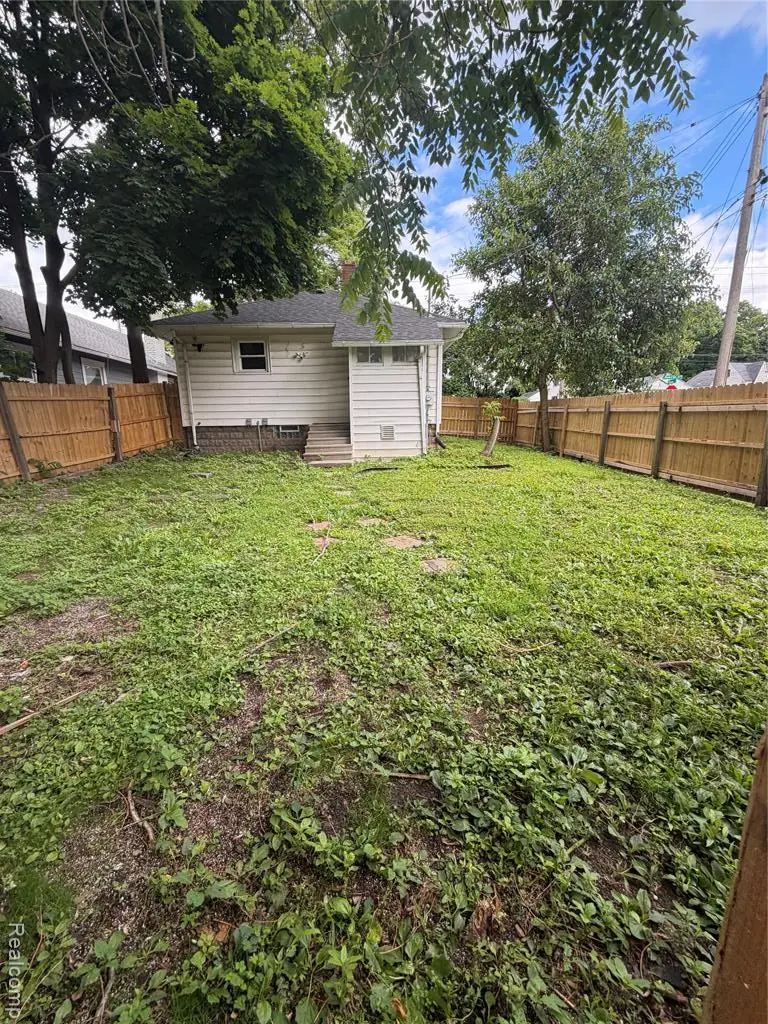 1127 N Martin Luther King Jr., Lansing, MI 48915 - #3