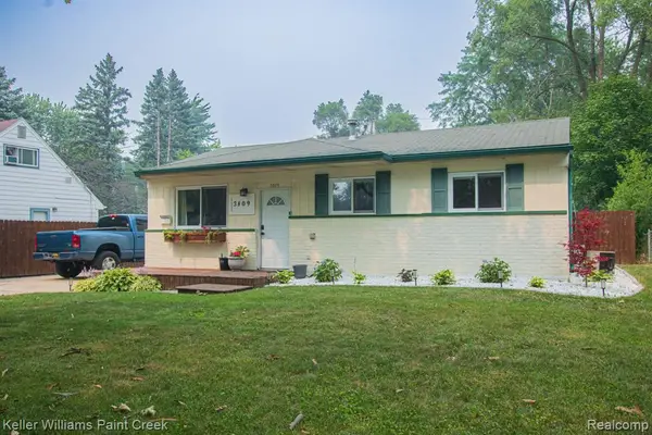 3809 Wedgewood, Lansing, MI 48911
