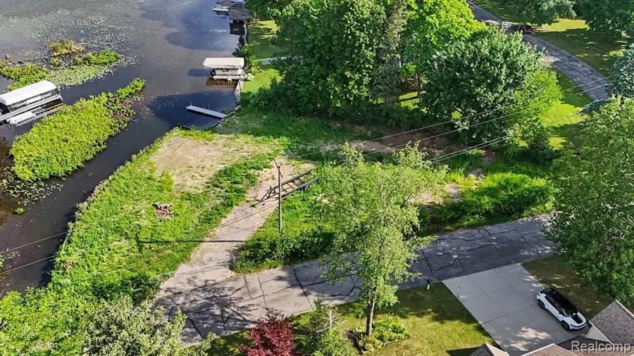 4190 Meyers, Waterford, MI 48329 - #2